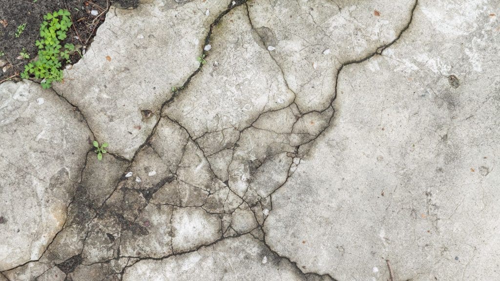 Concrete with cracks and damage