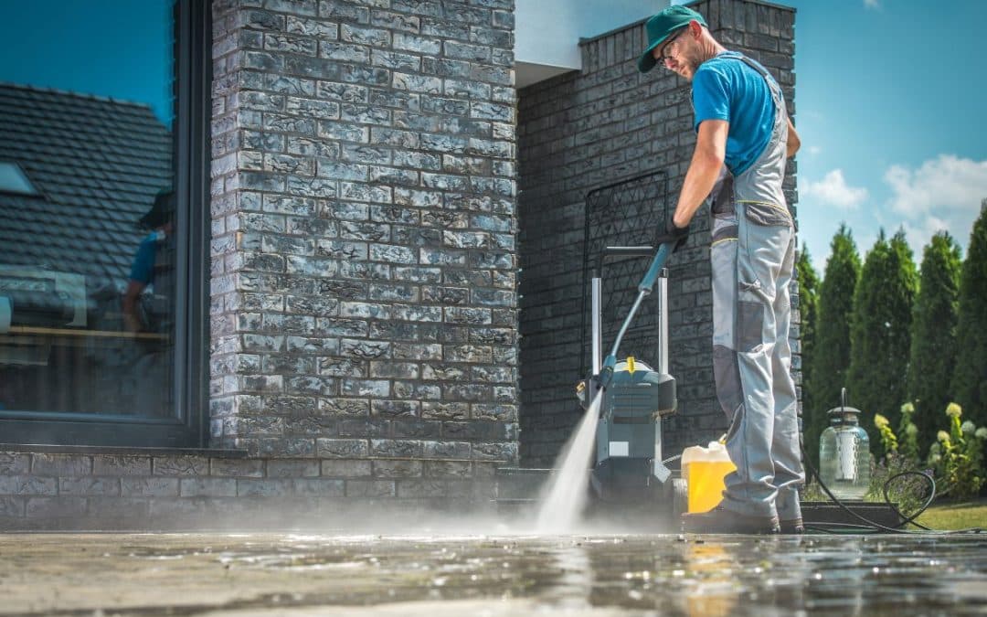 Why and How to Clean Concrete Driveways in Missouri