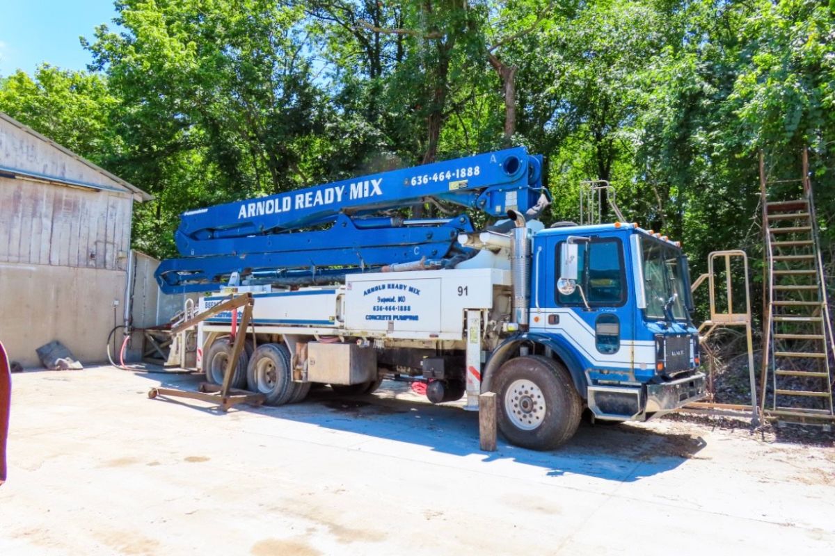 Arnold Ready Mix – Trucks and Employees (18) Arnold Ready Mix Concrete Pumping Cost Imperial Missouri Jefferson County